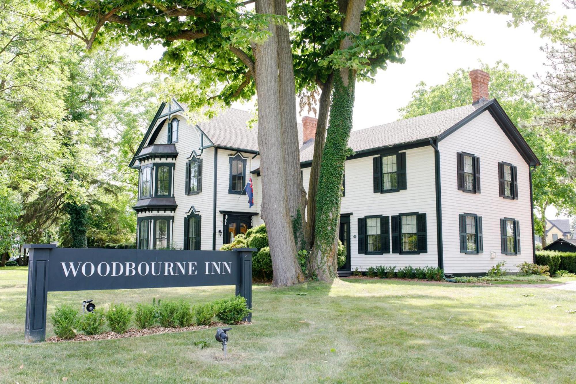Woodbourne Inn Niagara-on-the-Lake ภายนอก รูปภาพ
