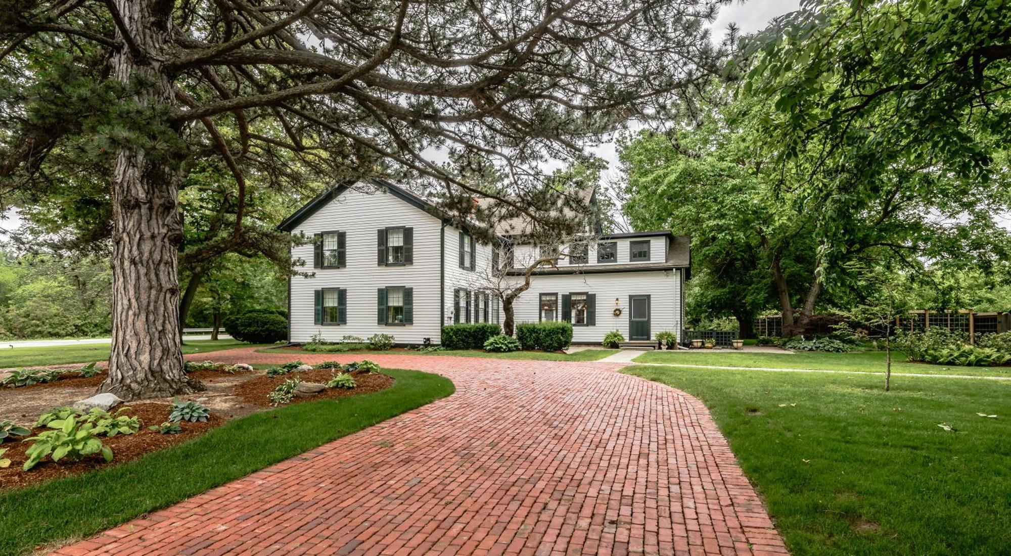 Woodbourne Inn Niagara-on-the-Lake ภายนอก รูปภาพ